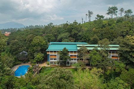 hotel the village|Iba pa.